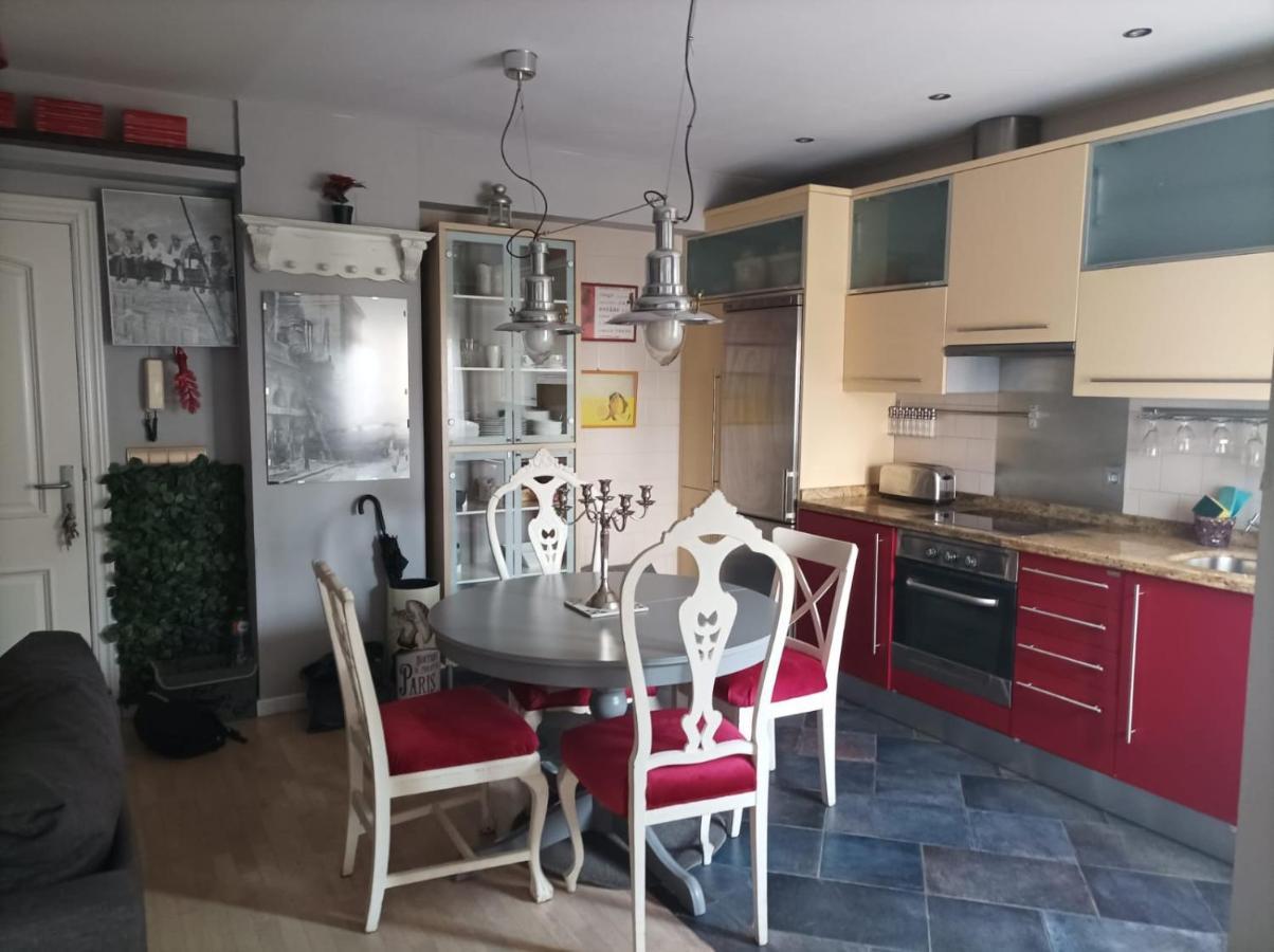 Apartament San Quirce - Centrico Y Reformado- Wifi Y Netflix